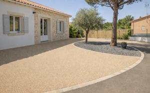 Béton désactivé sur le Bassin d'Arcachon : guide complet prix, pose et réalisations