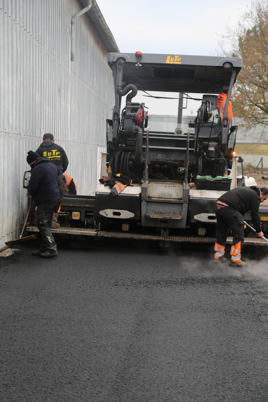 Enrobé pour un accès à la Teste pour entreprise Enrobé pour un accès à la Teste pour entreprise